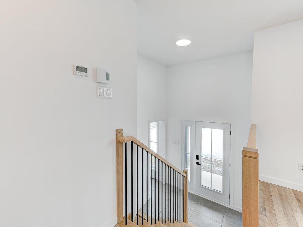 









36


Rue Boyer

,
Saint-Constant,




QC
J5A2G7

