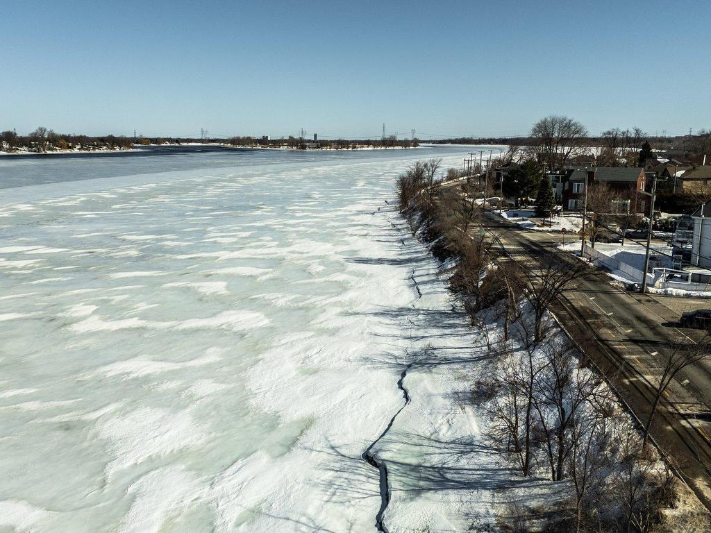 









10480


Boul. Gouin E.

,
Montréal (Rivière-des-Prairies/Pointe-aux-Trembles),




QC
H1C1B1

