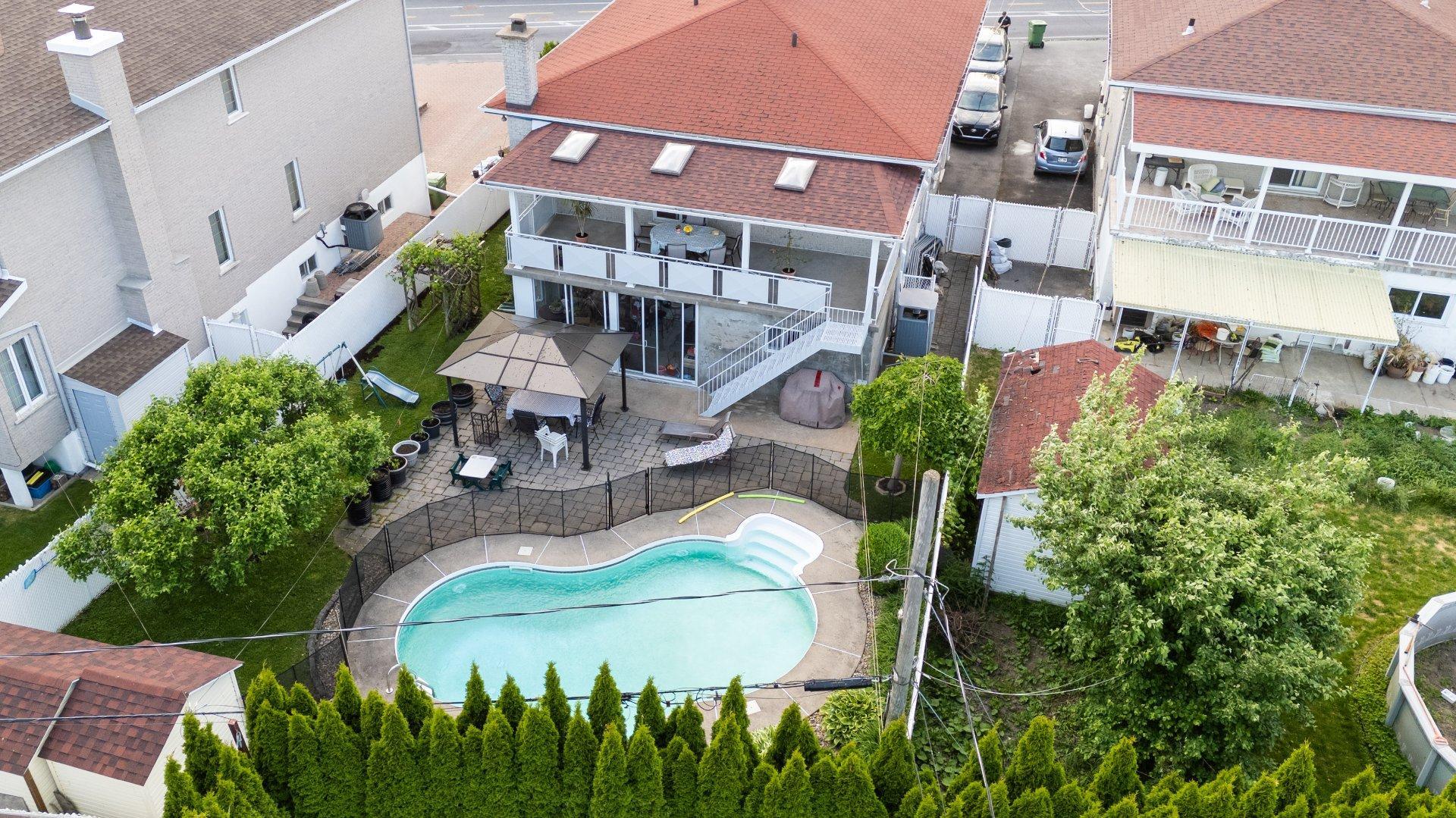 









10480


Boul. Gouin E.

,
Montréal (Rivière-des-Prairies/Pointe-aux-Trembles),




QC
H1C1B1

