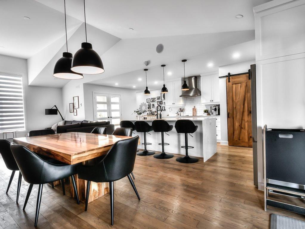 









6


Rue Arcand

,
Saint-Jean-sur-Richelieu,




QC
J2X5M6

