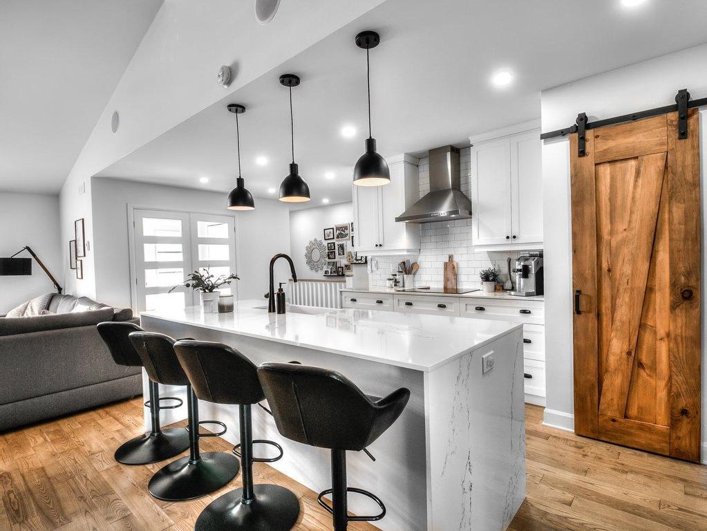 









6


Rue Arcand

,
Saint-Jean-sur-Richelieu,




QC
J2X5M6

