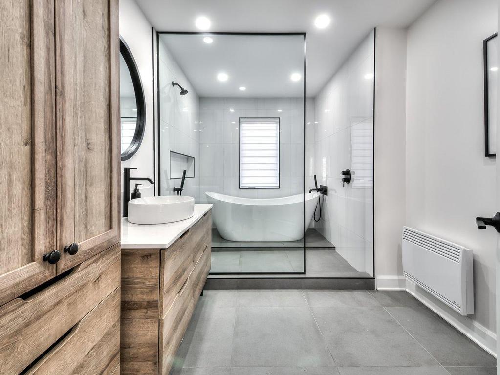 









6


Rue Arcand

,
Saint-Jean-sur-Richelieu,




QC
J2X5M6

