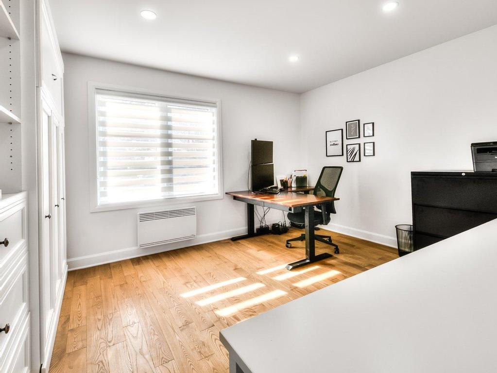 









6


Rue Arcand

,
Saint-Jean-sur-Richelieu,




QC
J2X5M6

