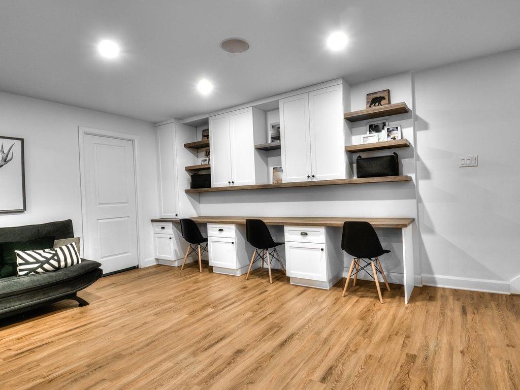 









6


Rue Arcand

,
Saint-Jean-sur-Richelieu,




QC
J2X5M6

