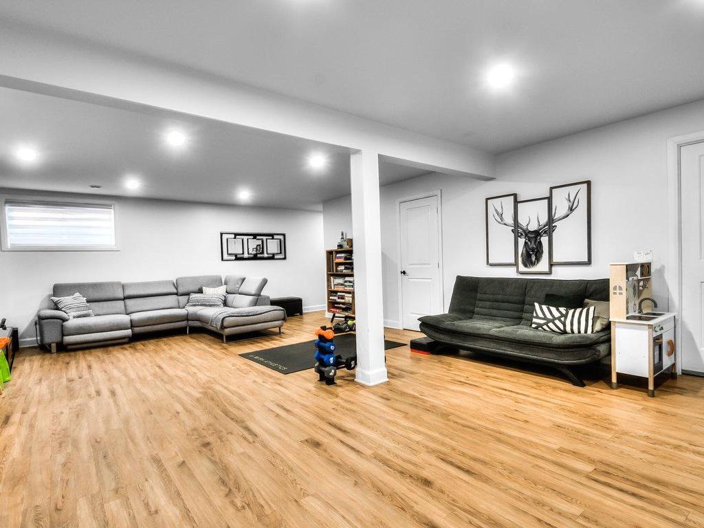 









6


Rue Arcand

,
Saint-Jean-sur-Richelieu,




QC
J2X5M6

