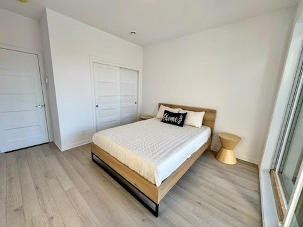 









868


Rue de Chaumont

,
Saint-Jérôme,




QC
J5J0G7

