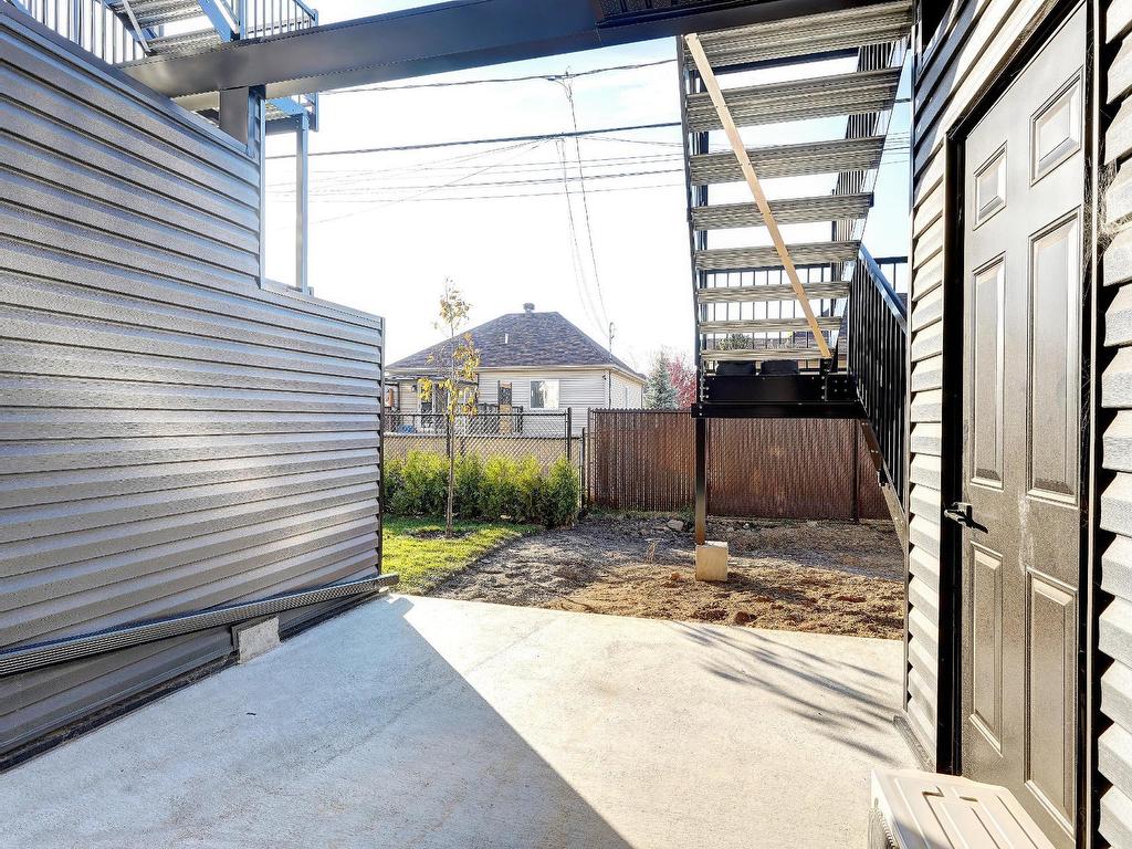









868


Rue de Chaumont

,
Saint-Jérôme,




QC
J5J0G7

