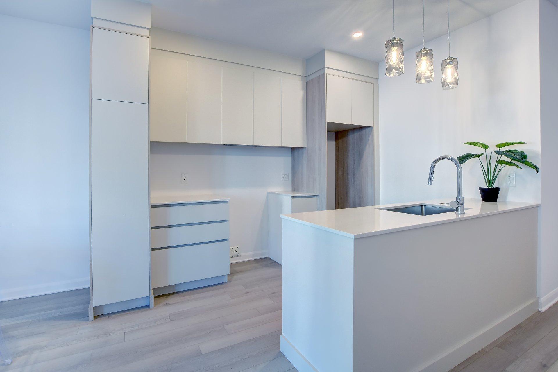 









868


Rue de Chaumont

,
Saint-Jérôme,




QC
J5J0G7

