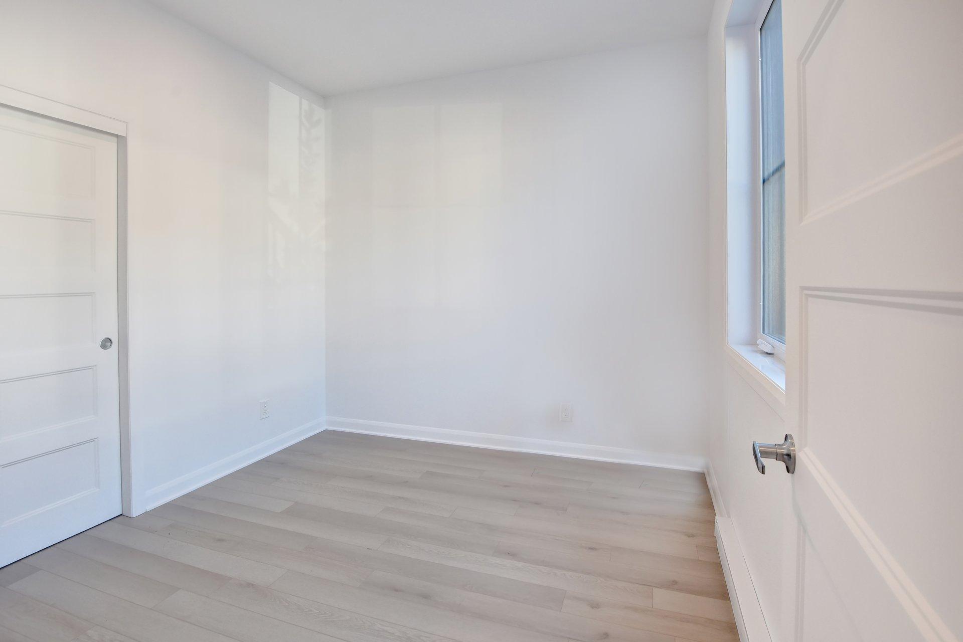 









868


Rue de Chaumont

,
Saint-Jérôme,




QC
J5J0G7

