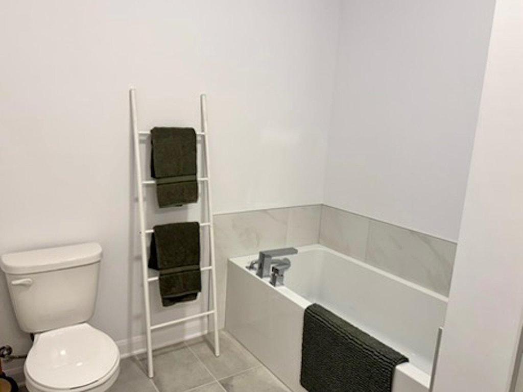 









868


Rue de Chaumont

,
Saint-Jérôme,




QC
J5J0G7

