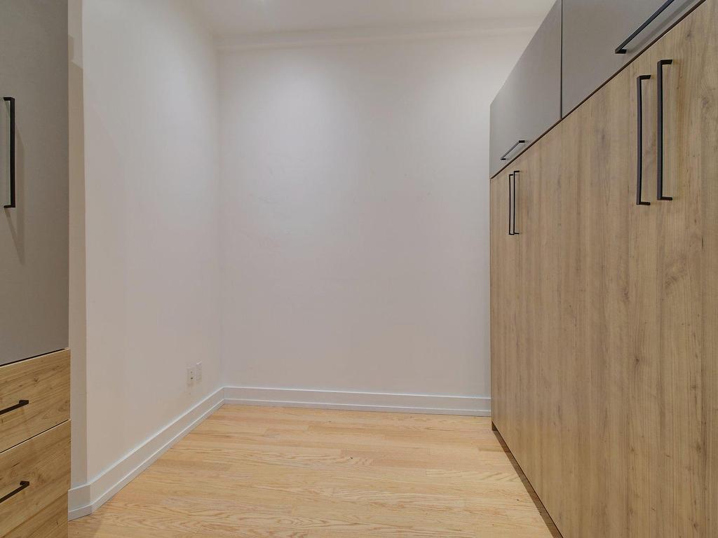









31


Rue King O.

, 303,
Sherbrooke (Les Nations),




QC
J1H1N5

