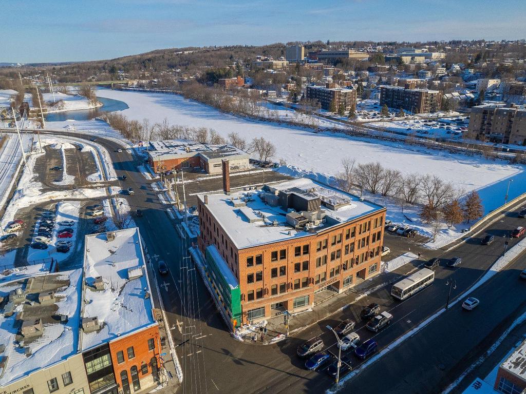 









31


Rue King O.

, 303,
Sherbrooke (Les Nations),




QC
J1H1N5

