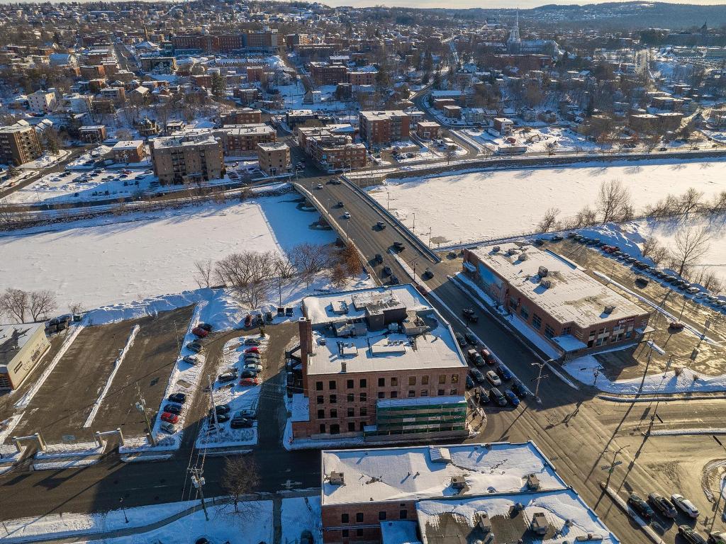 









31


Rue King O.

, 303,
Sherbrooke (Les Nations),




QC
J1H1N5

