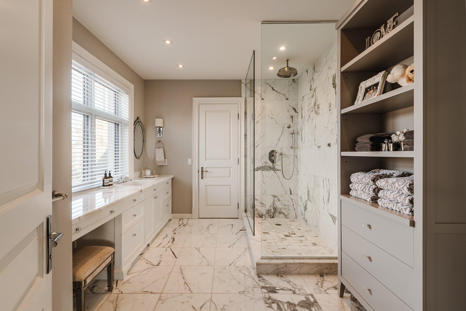 









2


Cours St-Lawrence

,
Dorval,




QC
H9S6C3

