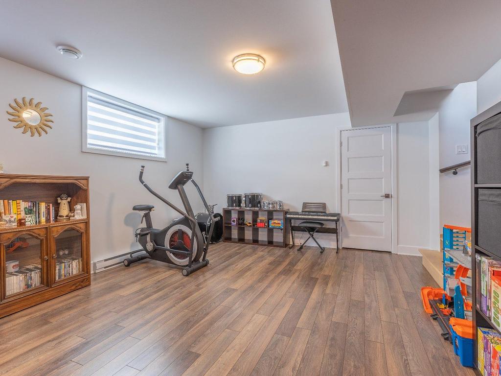 









17


Rue Malta

,
Dollard-des-Ormeaux,




QC
H9B2E6

