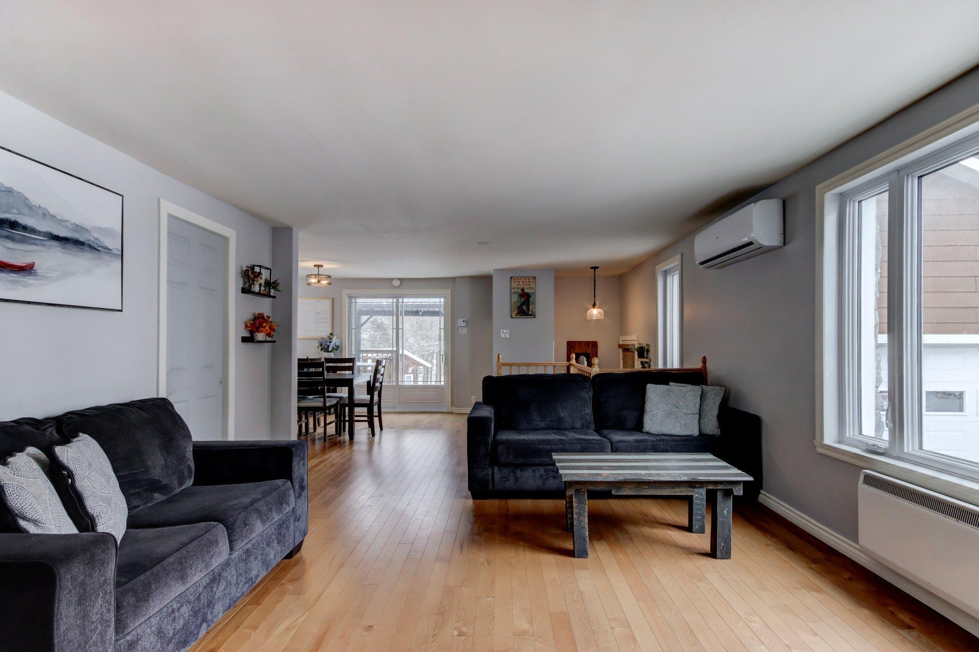 









115


Rg de Versailles

,
Mont-Saint-Grégoire,




QC
J0J1K0

