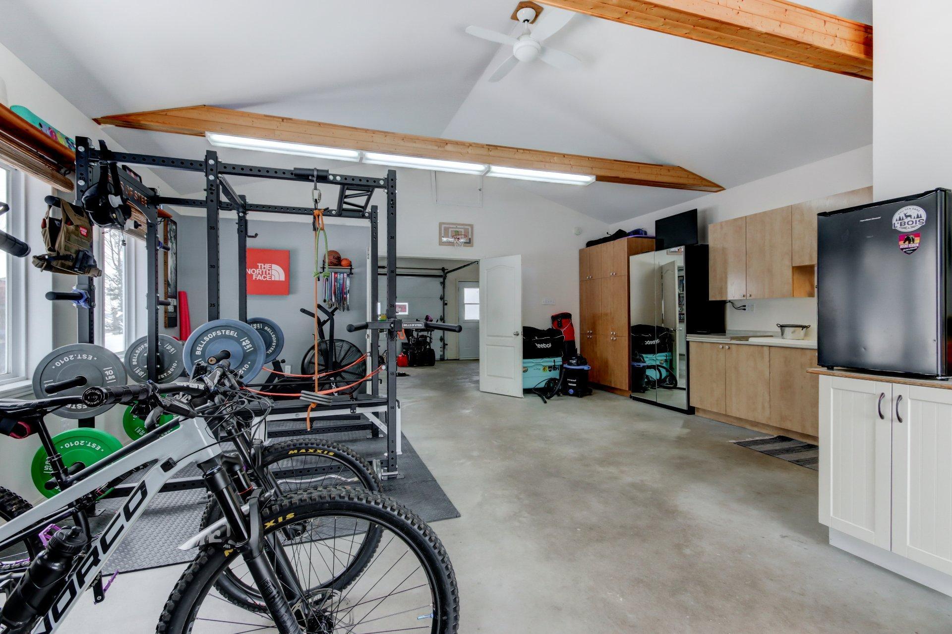 









115


Rg de Versailles

,
Mont-Saint-Grégoire,




QC
J0J1K0

