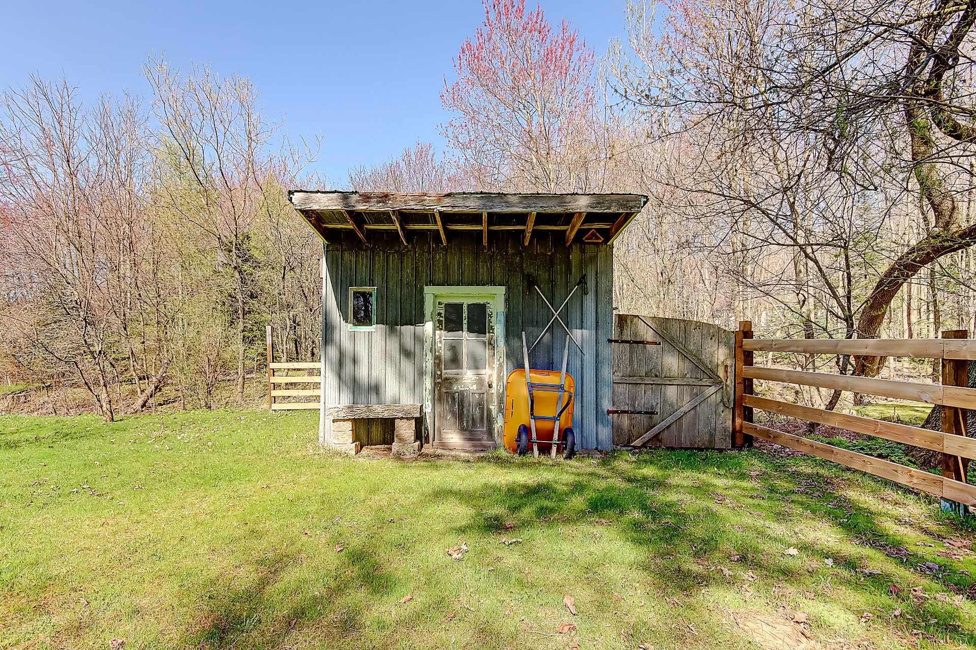 









115


Rg de Versailles

,
Mont-Saint-Grégoire,




QC
J0J1K0

