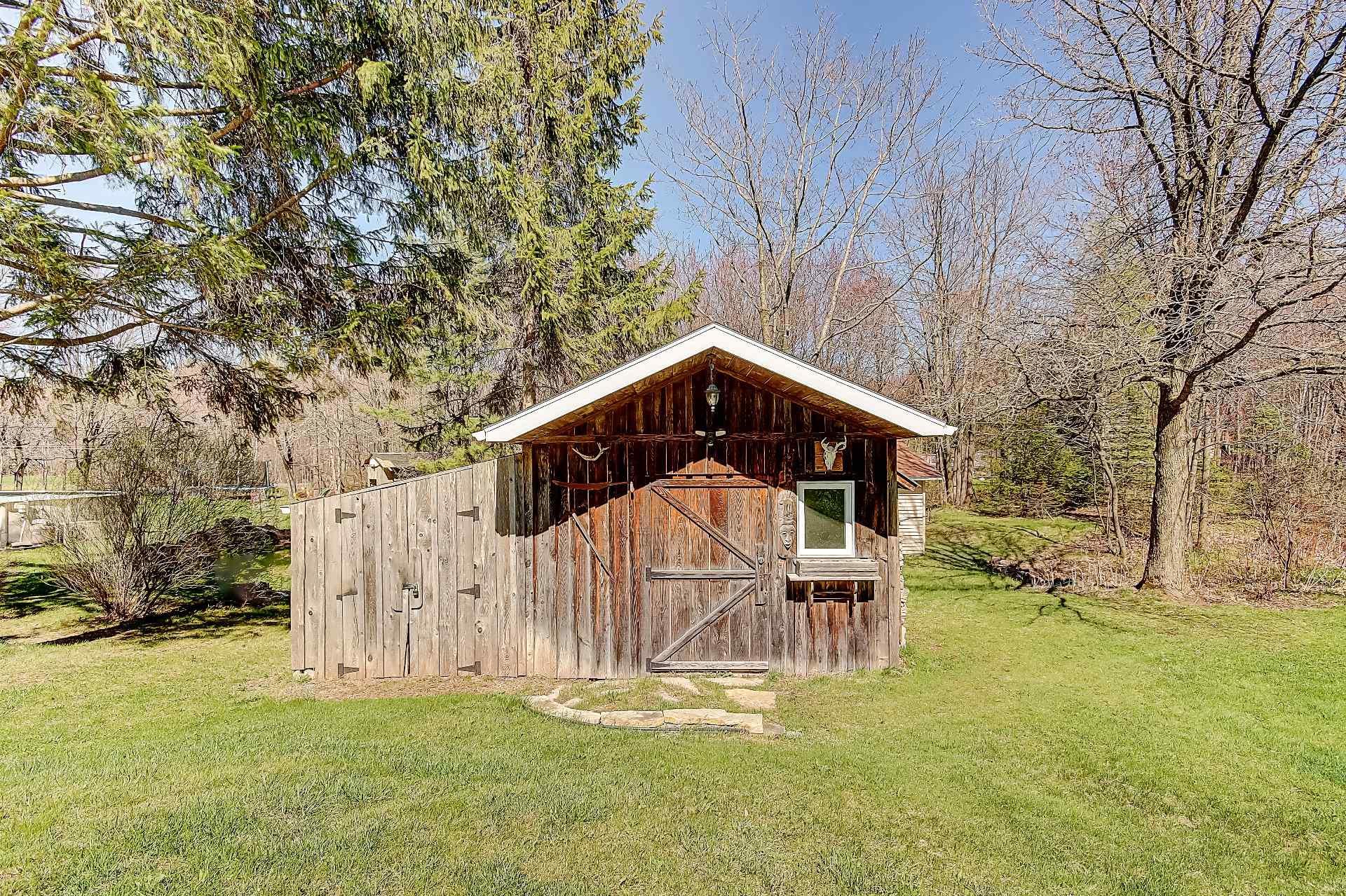 









115


Rg de Versailles

,
Mont-Saint-Grégoire,




QC
J0J1K0

