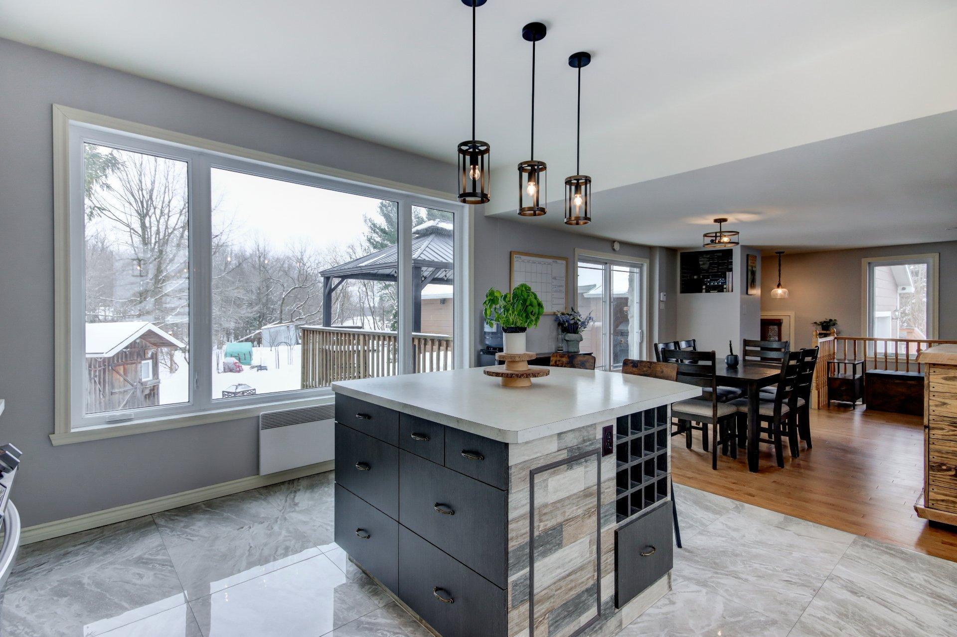 









115


Rg de Versailles

,
Mont-Saint-Grégoire,




QC
J0J1K0

