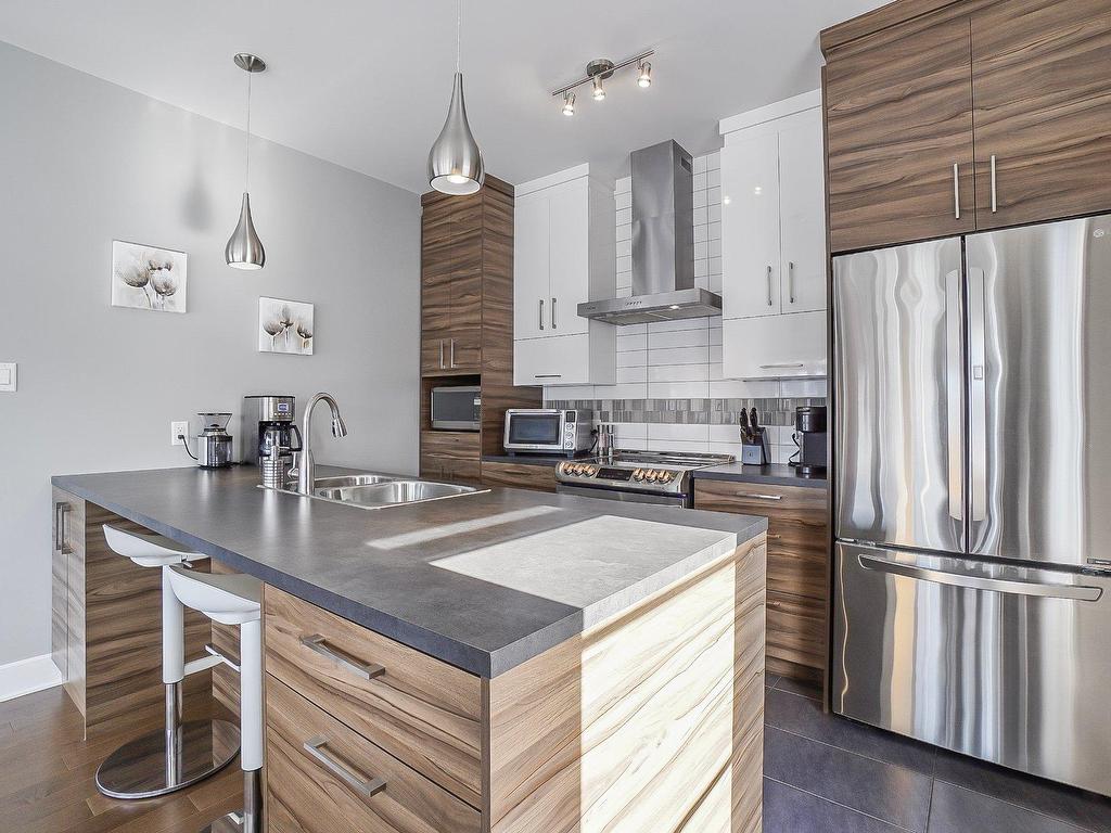 









14410


Rue Roger-Thomas

, 312,
Mirabel,




QC
J7J0S5

