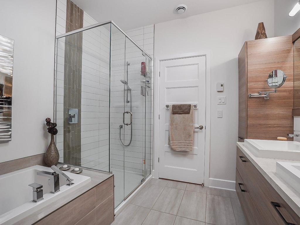 









14410


Rue Roger-Thomas

, 312,
Mirabel,




QC
J7J0S5

