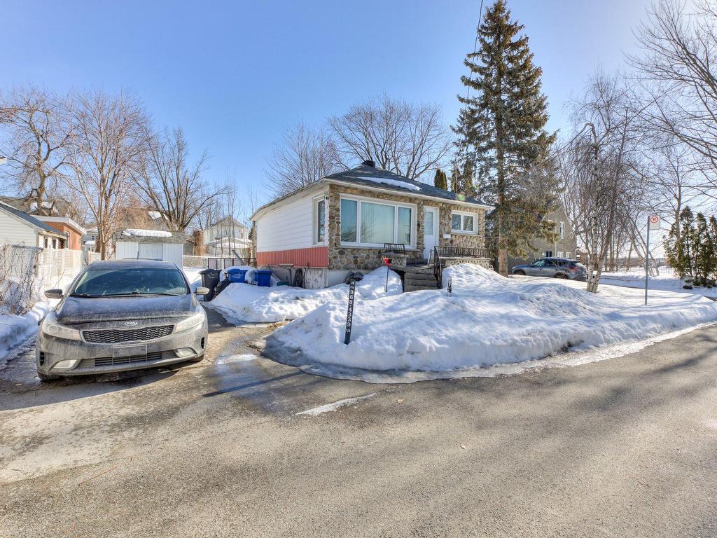 









141


Rue Delisle

,
Laval (Duvernay),




QC
H7A2V2

