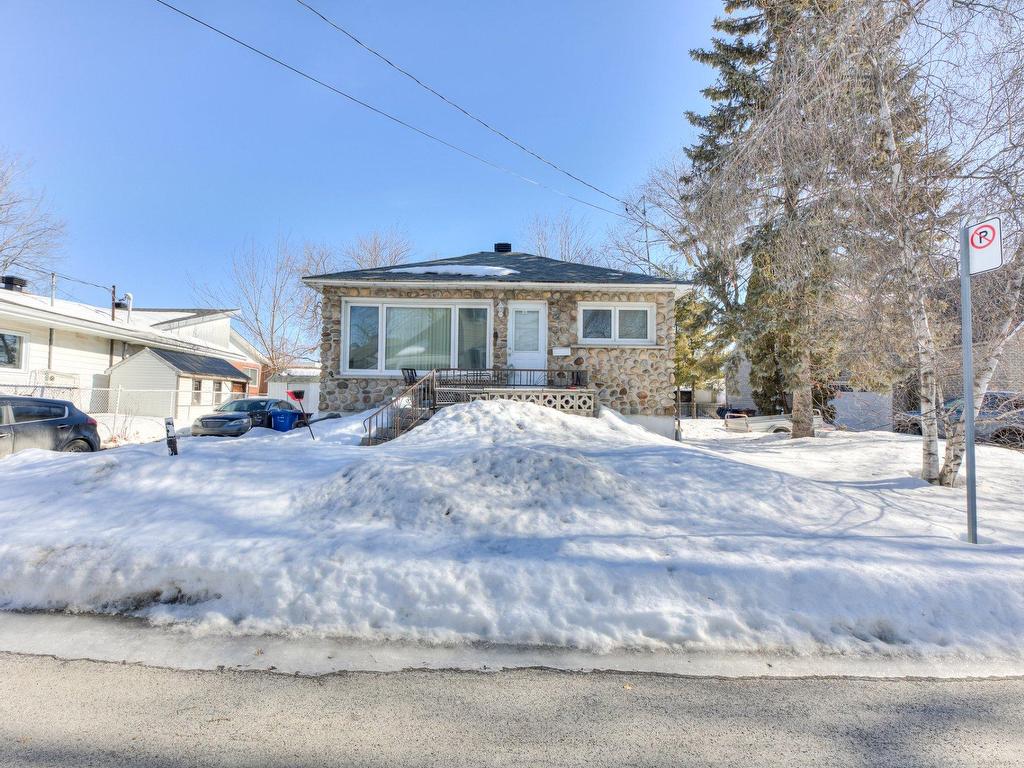 









141


Rue Delisle

,
Laval (Duvernay),




QC
H7A2V2

