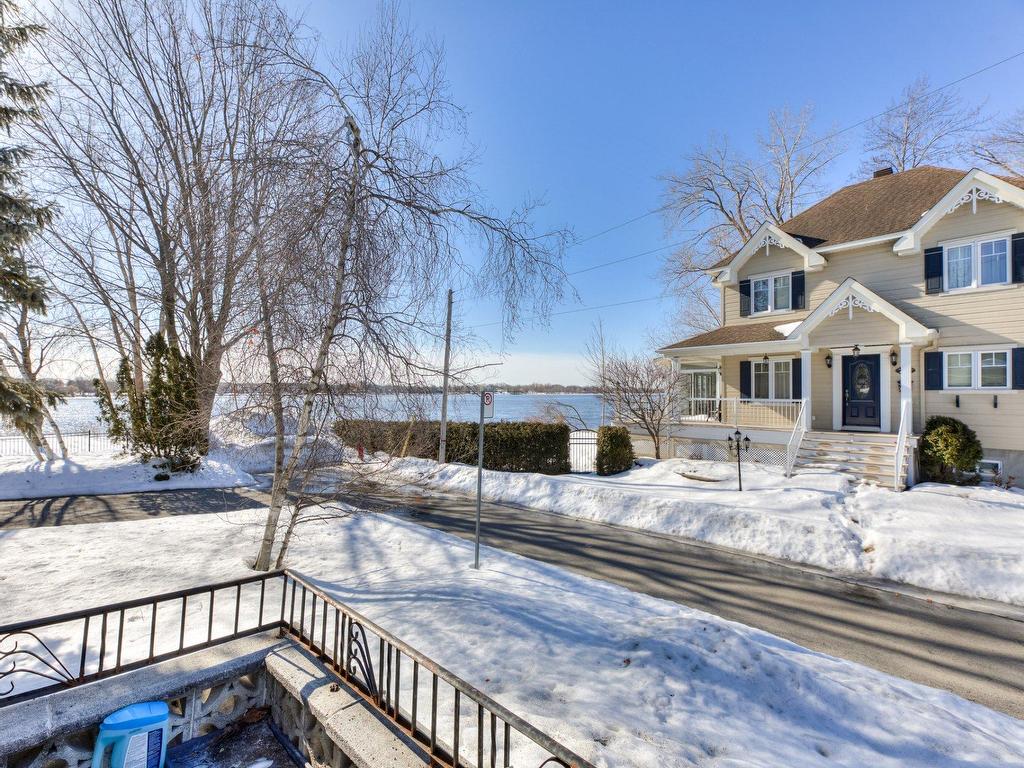 









141


Rue Delisle

,
Laval (Duvernay),




QC
H7A2V2

