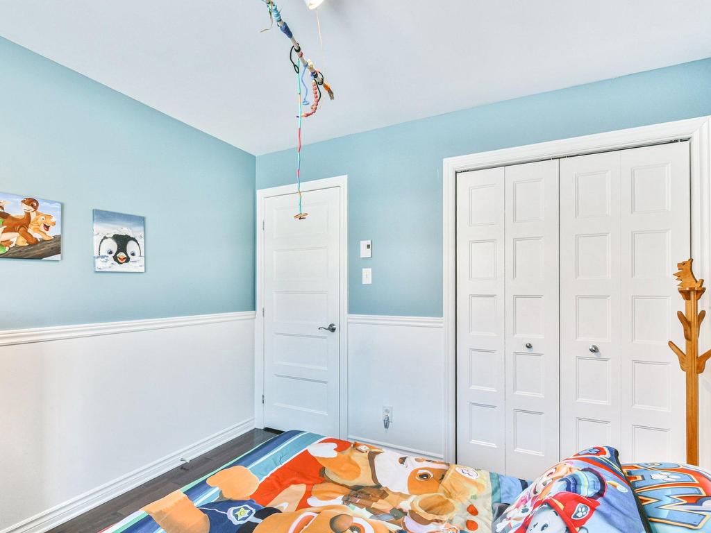 









196


Rue Jacques

,
Saint-Colomban,




QC
J5K1E9


