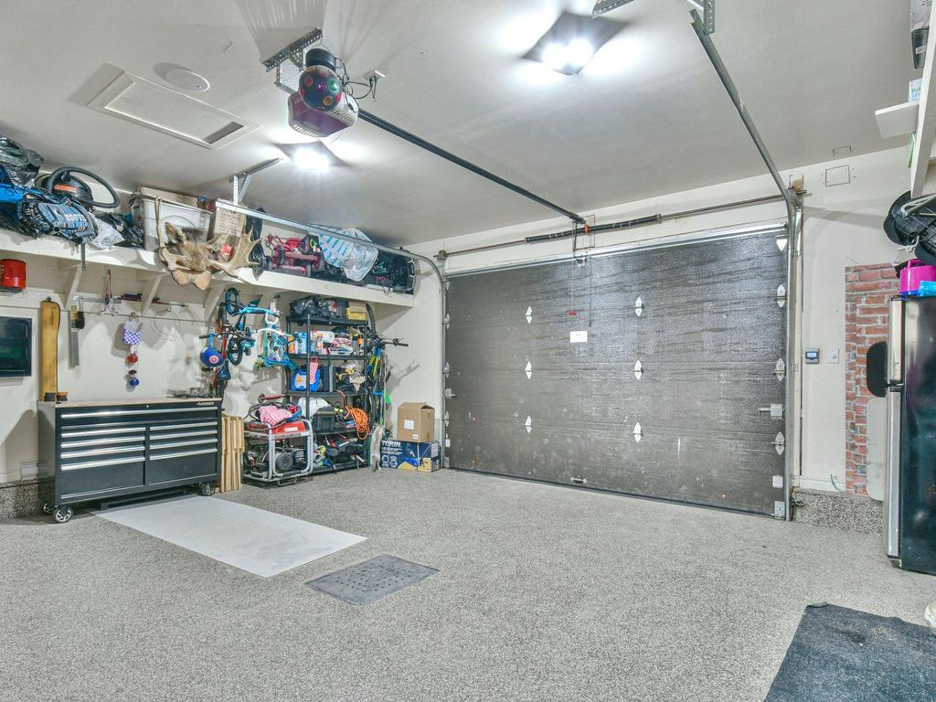 









196


Rue Jacques

,
Saint-Colomban,




QC
J5K1E9

