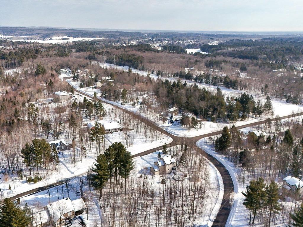 









196


Rue Jacques

,
Saint-Colomban,




QC
J5K1E9

