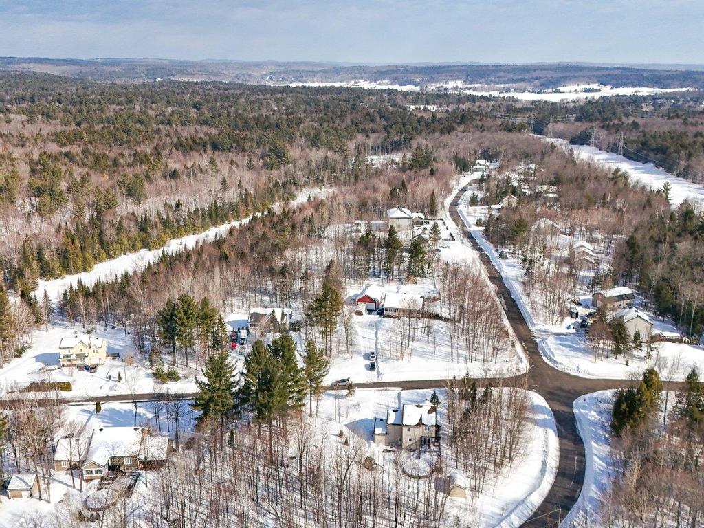 









196


Rue Jacques

,
Saint-Colomban,




QC
J5K1E9

