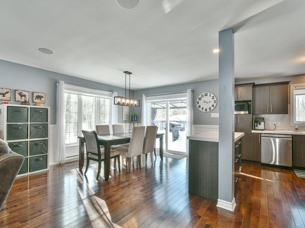 









196


Rue Jacques

,
Saint-Colomban,




QC
J5K1E9

