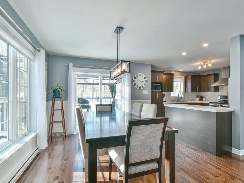 









196


Rue Jacques

,
Saint-Colomban,




QC
J5K1E9

