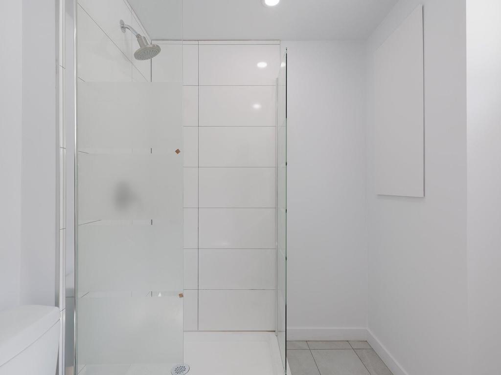 









80


Rue des Chênes

,
L'Île-Perrot,




QC
J7V8M1

