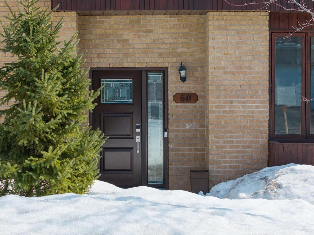 









80


Rue des Chênes

,
L'Île-Perrot,




QC
J7V8M1

