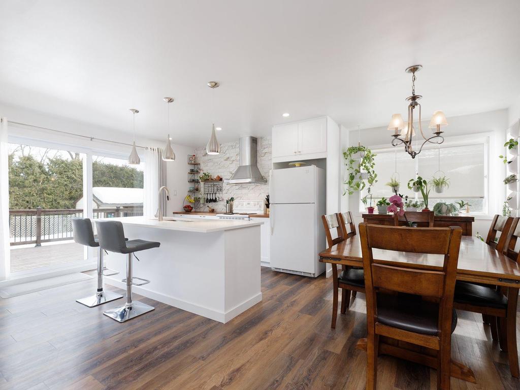 









80


Rue des Chênes

,
L'Île-Perrot,




QC
J7V8M1

