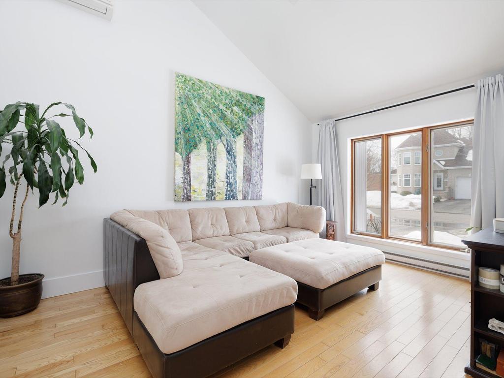 









80


Rue des Chênes

,
L'Île-Perrot,




QC
J7V8M1


