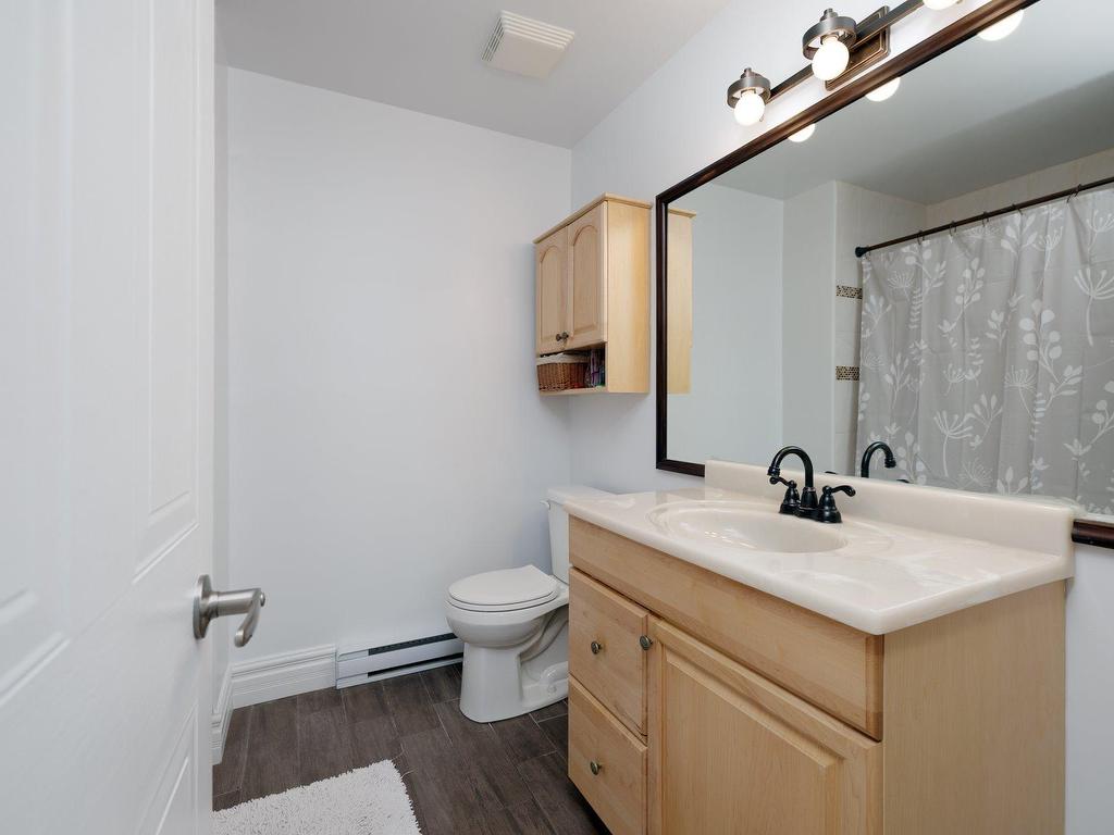 









80


Rue des Chênes

,
L'Île-Perrot,




QC
J7V8M1

