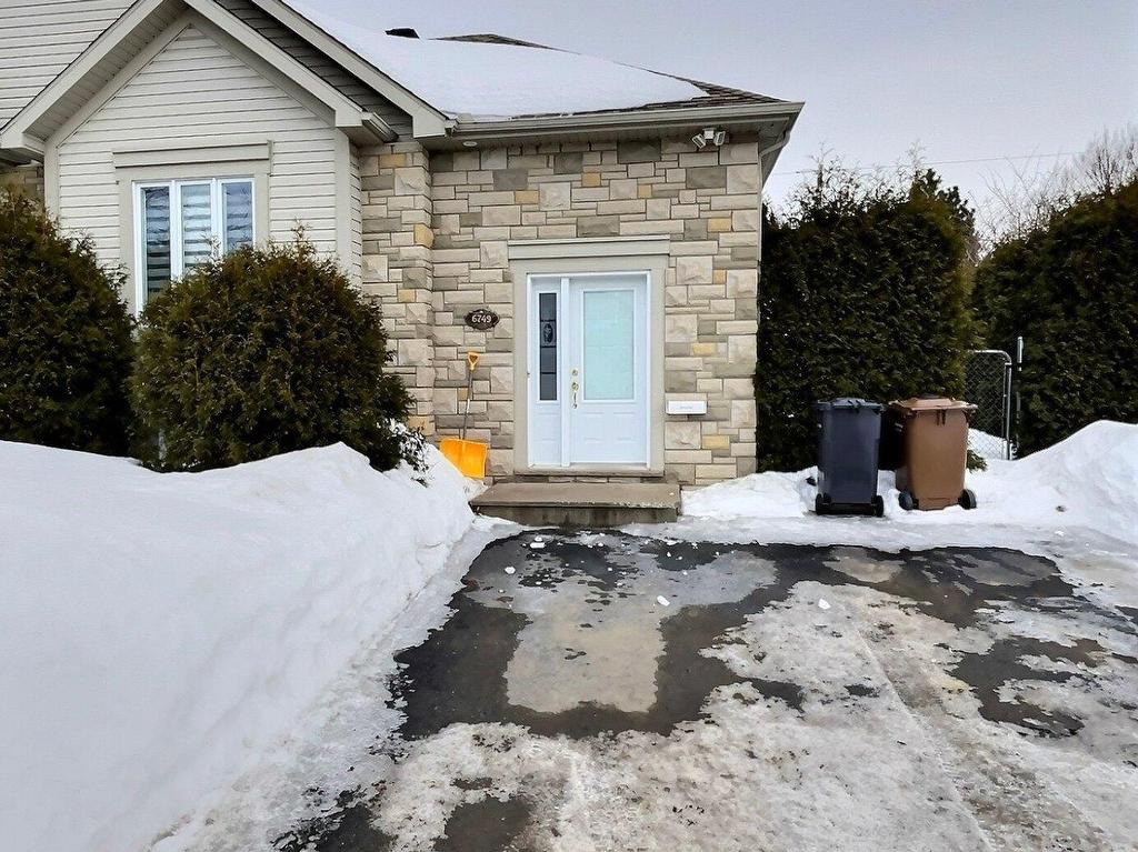 









6749


Rue Joseph-Édouard-Turcotte

,
Trois-Rivières,




QC
G9C1M4

