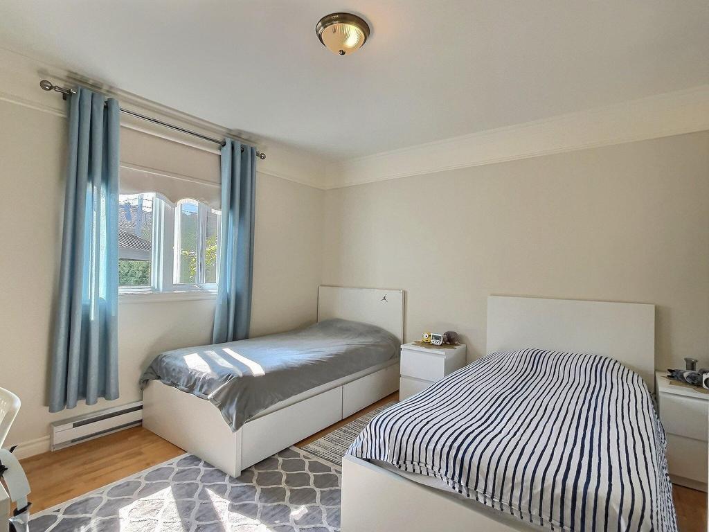 









6749


Rue Joseph-Édouard-Turcotte

,
Trois-Rivières,




QC
G9C1M4

