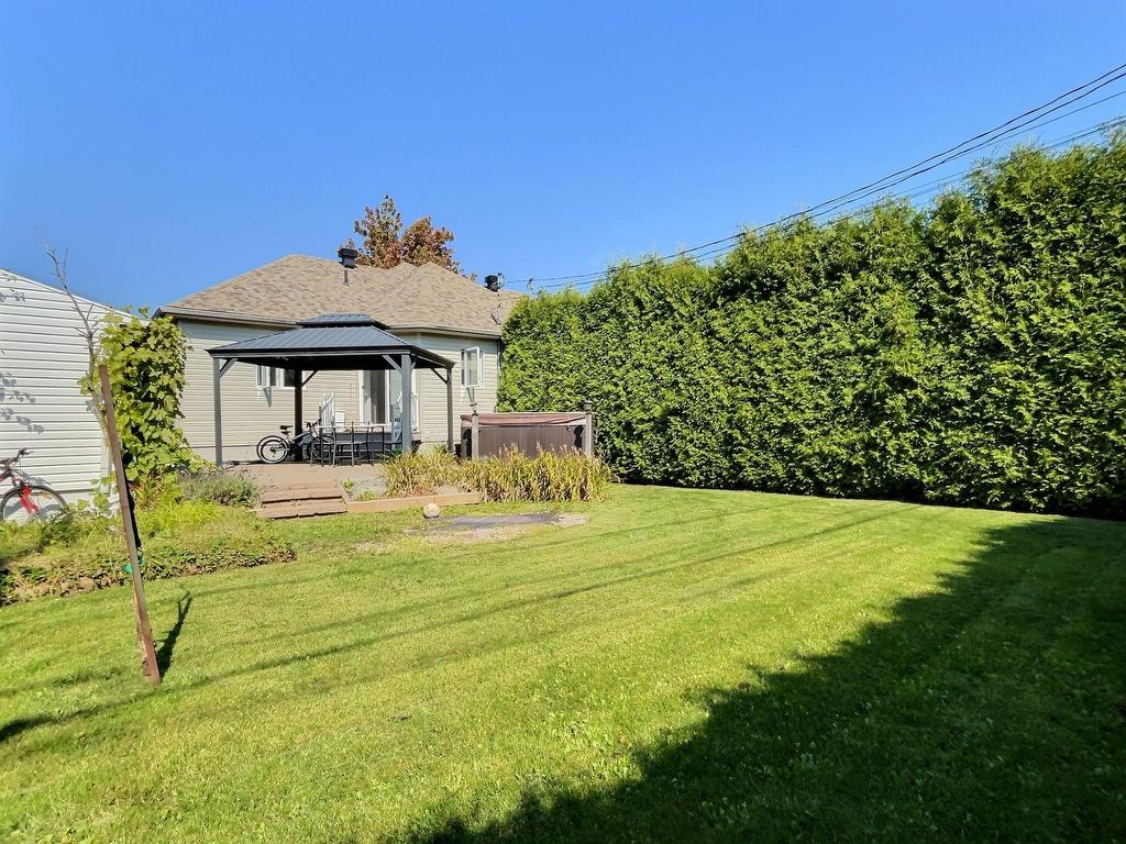 









6749


Rue Joseph-Édouard-Turcotte

,
Trois-Rivières,




QC
G9C1M4

