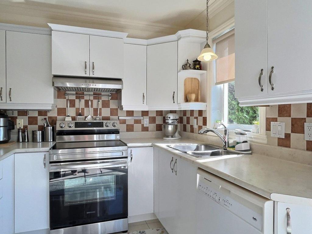 









6749


Rue Joseph-Édouard-Turcotte

,
Trois-Rivières,




QC
G9C1M4

