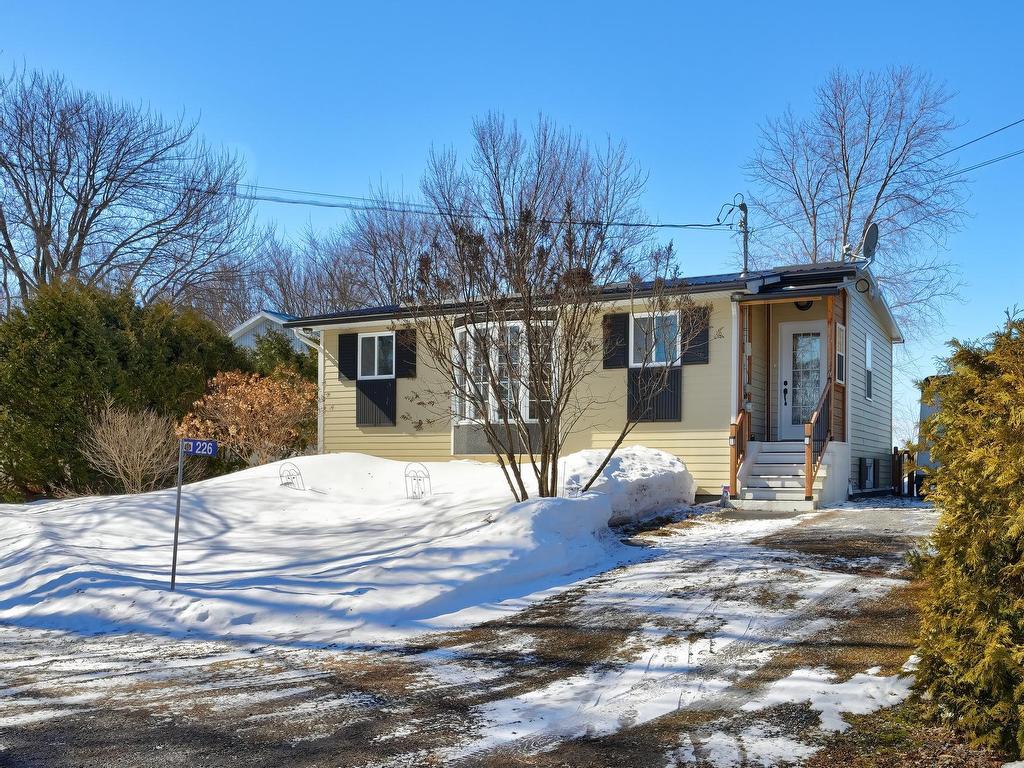









226


Rue Lapierre

,
Henryville,




QC
J0J1E0

