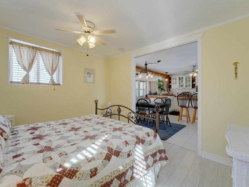 









226


Rue Lapierre

,
Henryville,




QC
J0J1E0

