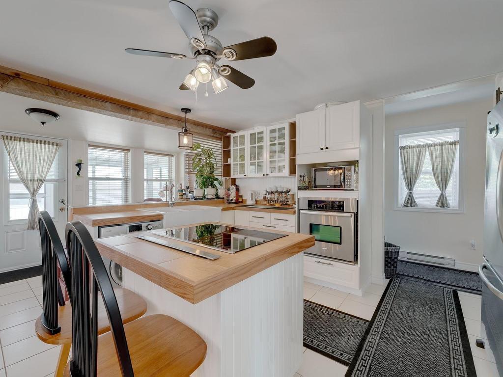 









226


Rue Lapierre

,
Henryville,




QC
J0J1E0

