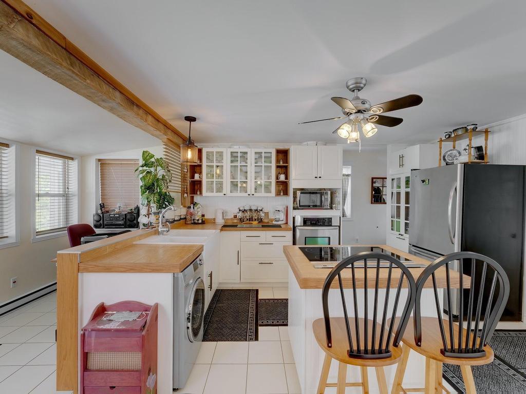 









226


Rue Lapierre

,
Henryville,




QC
J0J1E0

