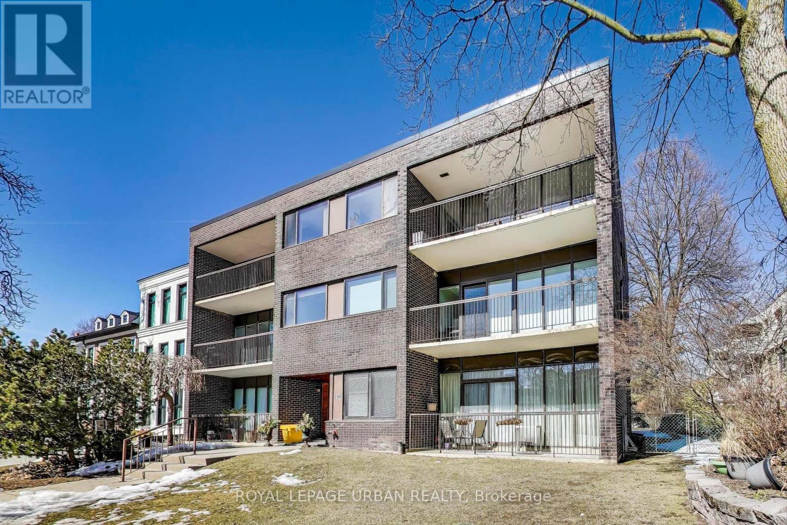 












7 - 166 SHERWOOD AVENUE

,
Toronto,




Ontario
M4P2A8

