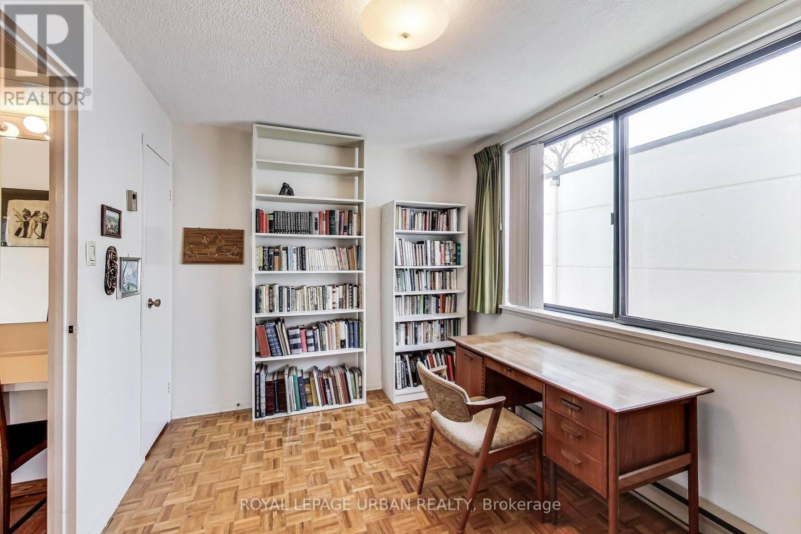 












7 - 166 SHERWOOD AVENUE

,
Toronto,




Ontario
M4P2A8

